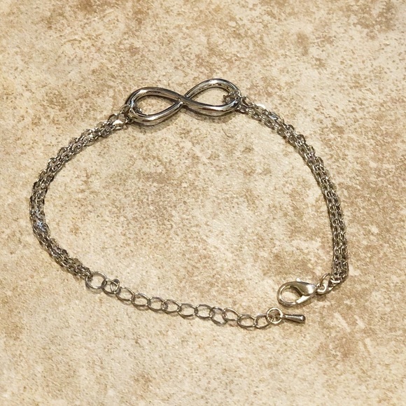 🆕 Silver hypoallergenic infinity endless silver plated bracelet - Picture 5 of 7
